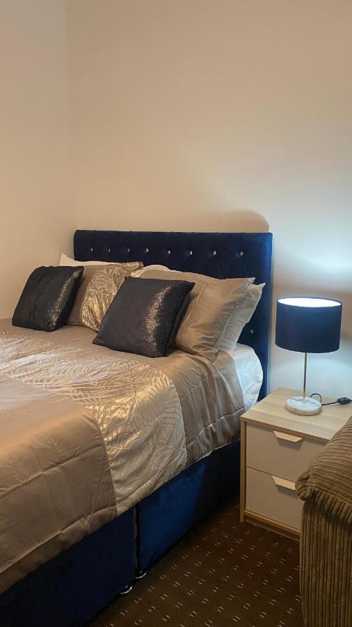 Bv Comfy Studio At Deighton Χάντερσφιλντ Εξωτερικό φωτογραφία