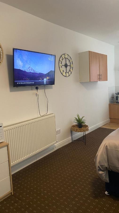 Bv Comfy Studio At Deighton Χάντερσφιλντ Εξωτερικό φωτογραφία