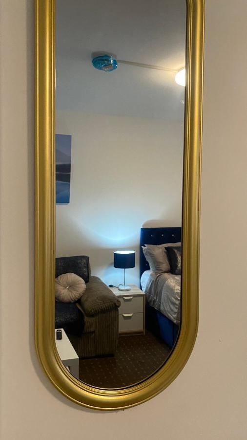 Bv Comfy Studio At Deighton Χάντερσφιλντ Εξωτερικό φωτογραφία