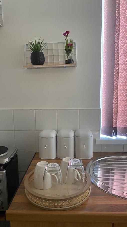 Bv Comfy Studio At Deighton Χάντερσφιλντ Εξωτερικό φωτογραφία