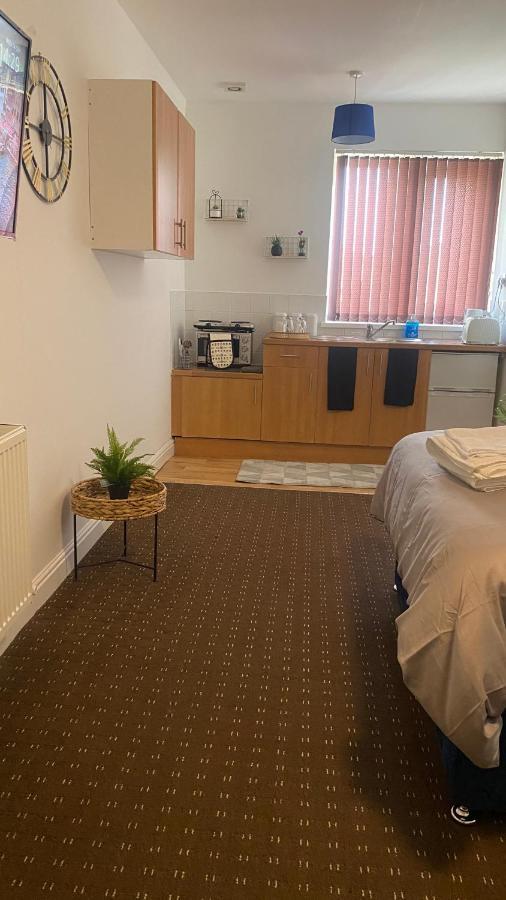 Bv Comfy Studio At Deighton Χάντερσφιλντ Εξωτερικό φωτογραφία